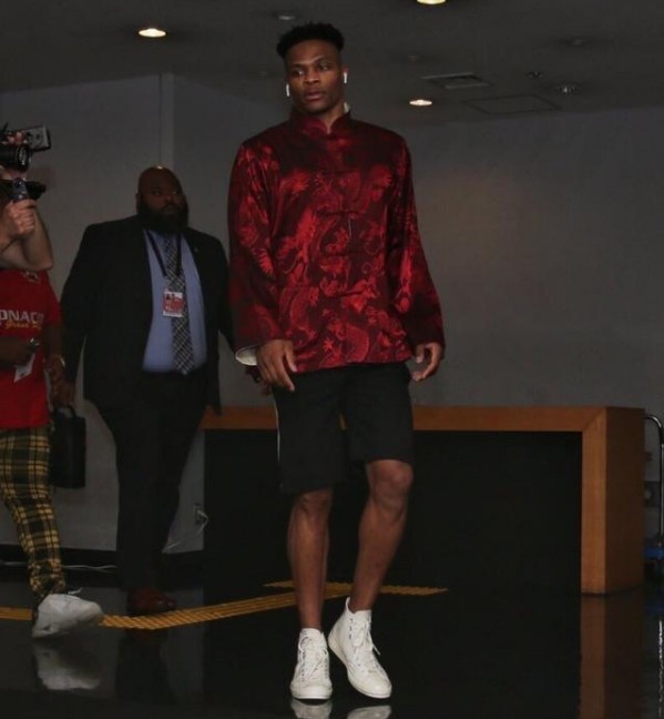 将球回敲至 将球回敲至