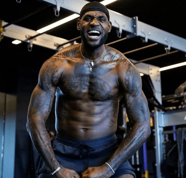 球员表现 球员表现