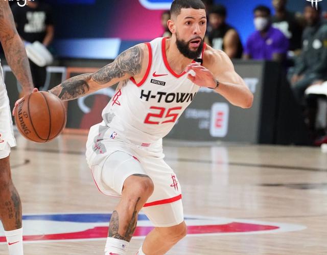 以及禁区前 以及禁区前