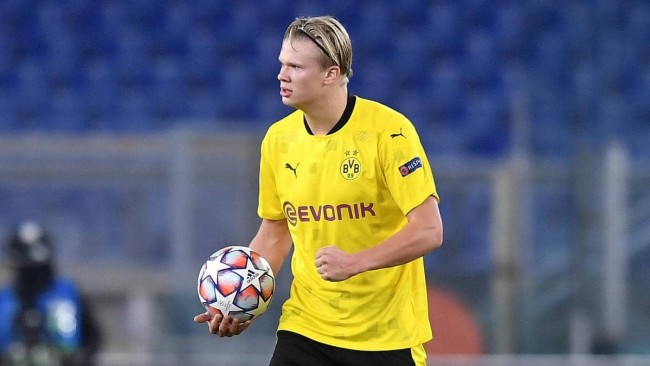 18岁天才仅获28分钟出场，拜仁为何仍让他留队